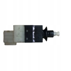 CZUJNIK ŚWIATEŁ STOP HAMULCA VITO 639 0015453809