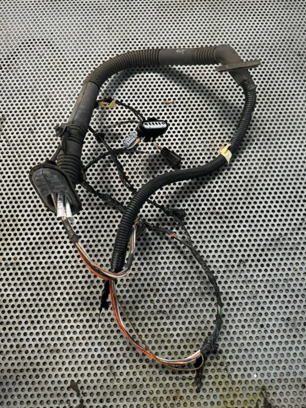 WIĄZKA INSTALACJA DRZWI TYLNYCH RENAULT MASTER III 240518642R