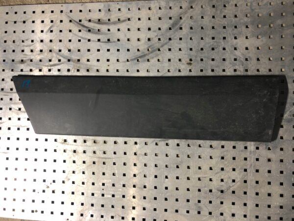 LISTWA DRZWI LEWY PRZÓD NR 17 SPRINTER A9066900162