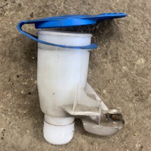 WLEW ZBIORNIKA PŁYNU DO SPRSKIWACZY VOLKSWAGEN T6