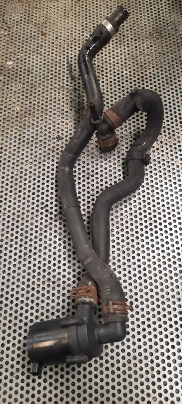 b4dc0158bcc02c78eb6b81a3c93824f6