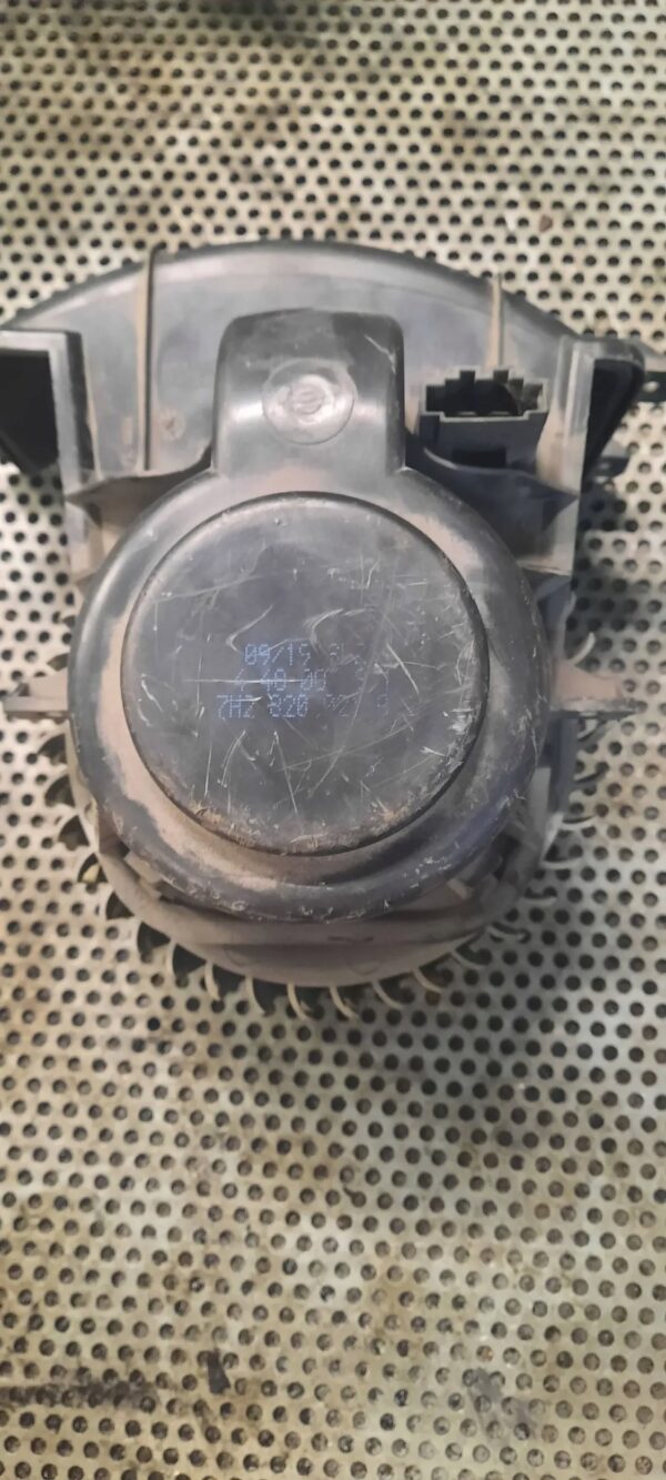 8372c58952a133660ed9f1f819316f68