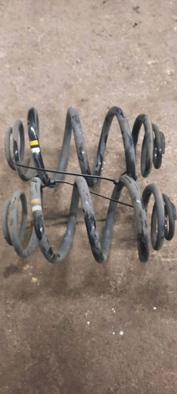 SPRĘŻYNA PRZEDNIA RENAULT TRAFIC