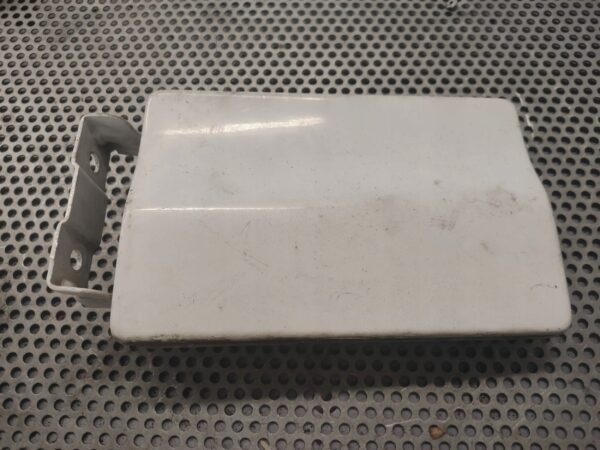 KLAPKA WLEWU PALIWA MERCEDES VITO 638