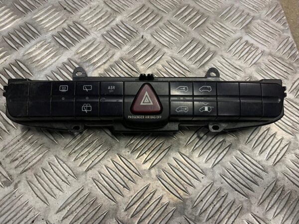 PANEL PRZEŁĄCZNIK AWARYJNYCH VITO VIANO 6395450207