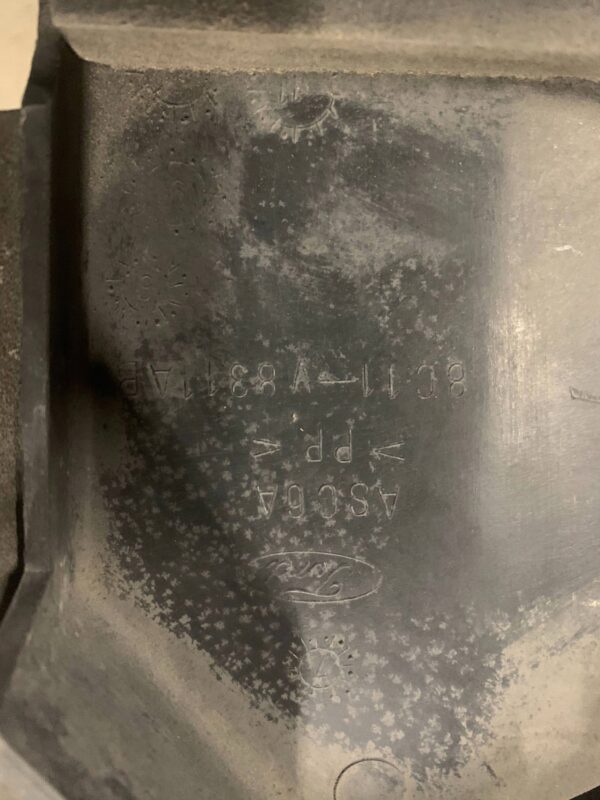 PROWADNICA POWIETRZA INTERCOOLERA FORD TRANSIT MK7 8C11V8311AB