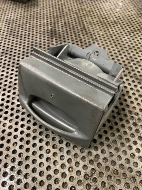 9f16e0e924473ef7c3c8ffb61ffd546a