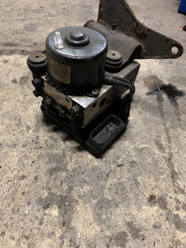 POMPA ABS RENAULT MASTER II 8200036532C 10020402764