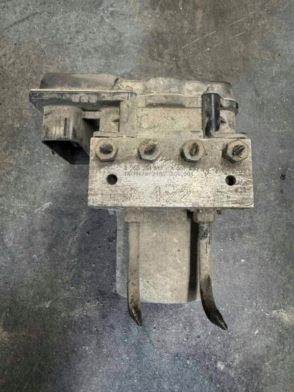 c8ca5092add3c77699a7ec9f1b1b7be4