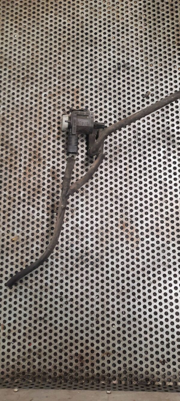 b2cfc2ed1dc34690a67f9a31d82abcf4