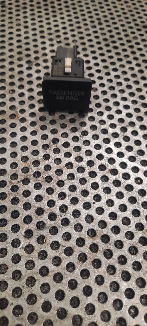 c7d46a3d86bbb6eff6a1d422275331e0