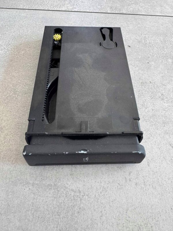 59d1b6bff823e9a07968bf73735f5580