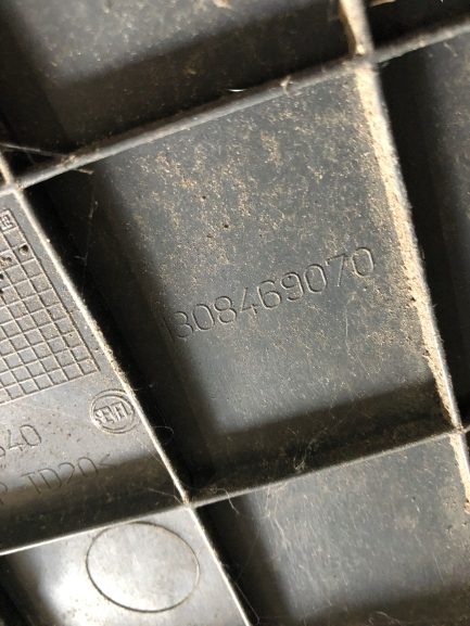 4b3517b2b43e8e9be786af597f57cdfb