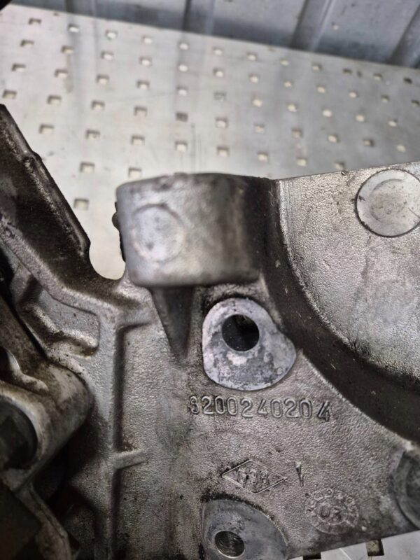 d3ba3c90618558264e8c93c5900b1a1c