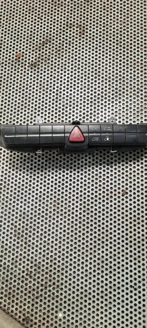 a121f477987644d8d770ab4054622eeb