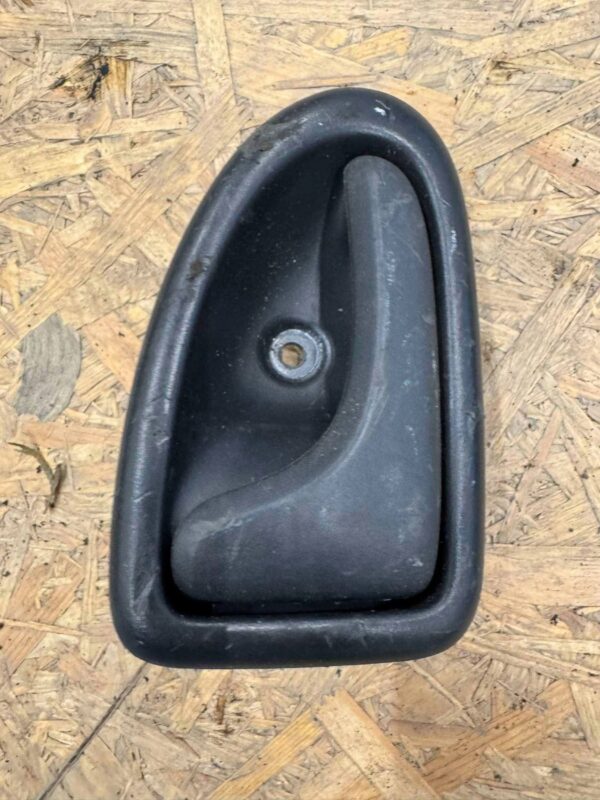 97c5acd6812a12f4a8eea471273305d1