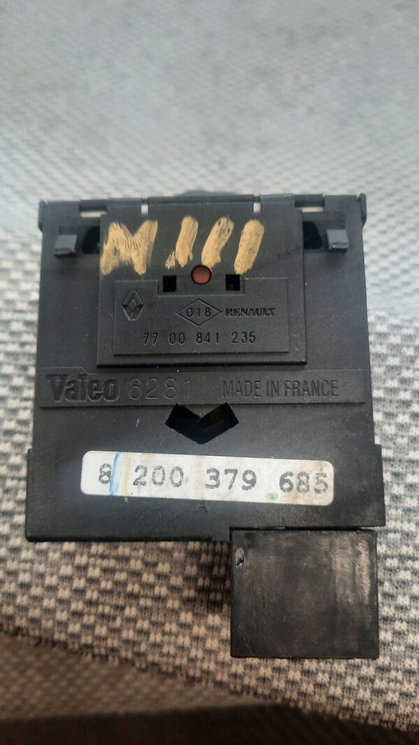 6caf40b05912fa49839e6632d8d316d2