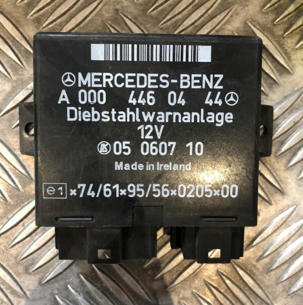 b98d80e9c74e5ca24e54672ac982f1d4