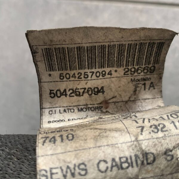 2136058fe509cd43acd499dfdde69584