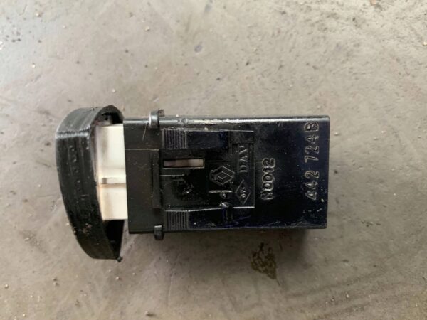 323ecd3193fe8ffa817978eff8437515