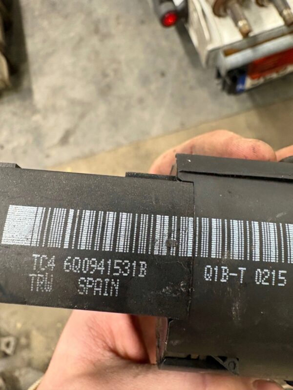 0b492d258533152cd663ca3fbaa03337