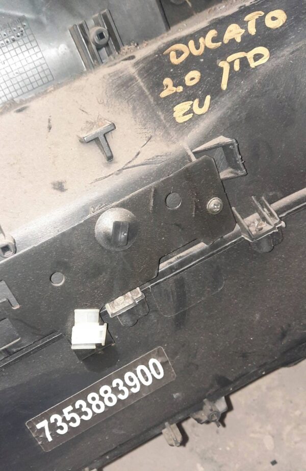 38428e5fcbe2b1218932d66b9b87d9f3