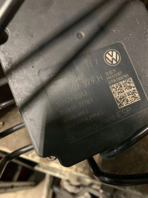 9b70d48ea7dcbf1f973cbde6ab7f7abf