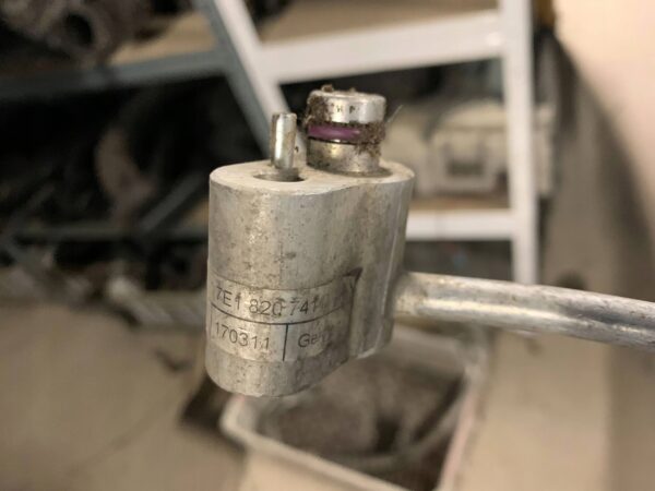 6408797887727c111b47b5e1d8f72d75