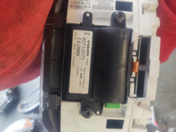 8bf978151f9eff2d75de32240fa8efb3