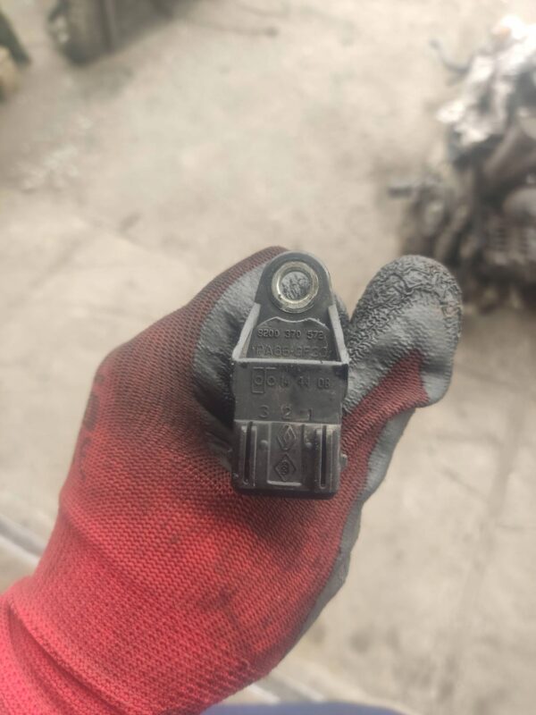 dee276754e498ba3dfc0377eb2050bf2