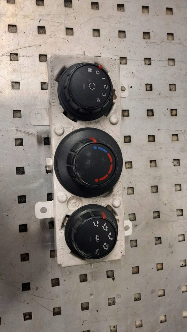 3e4228edd14145079ac140bca79d2975