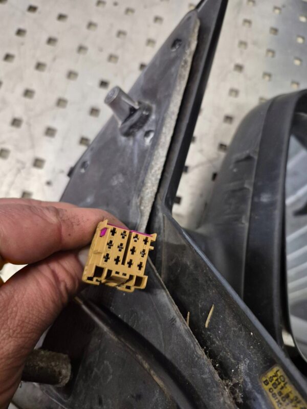 411d9b084272ed180a4553431311813c