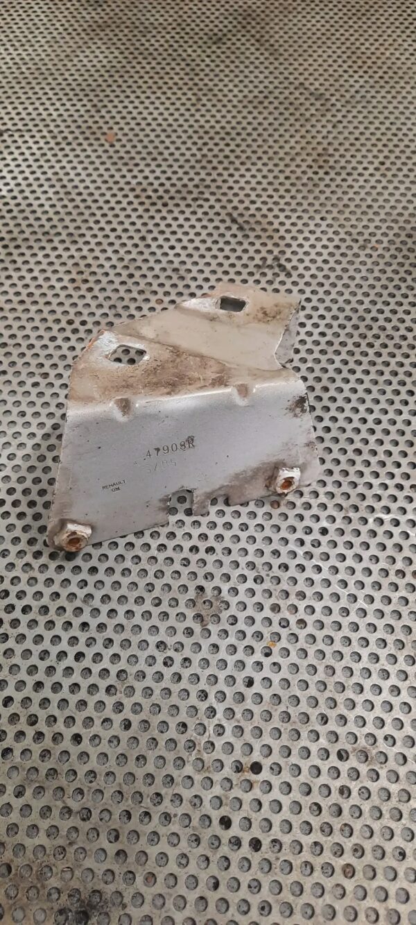 01bbebb20831e97753d74b4ee999ec61