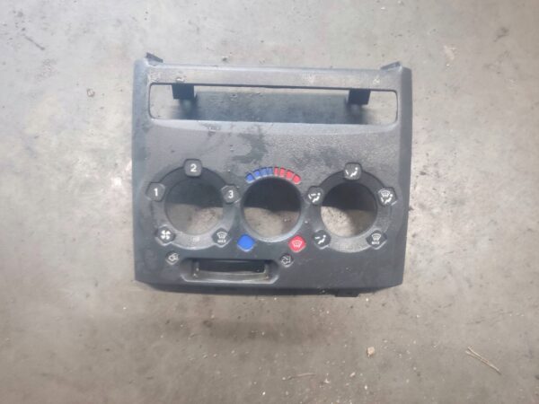 12d030a5958a1807ed80675bfc7ebba2