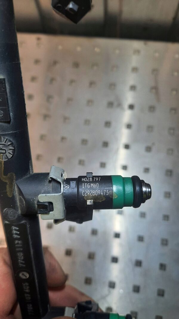 038b27fd7183a35f20d5c65d5ad71686