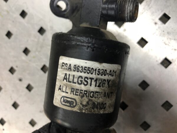 49566845b3e87e8f270b0464e5fd2894