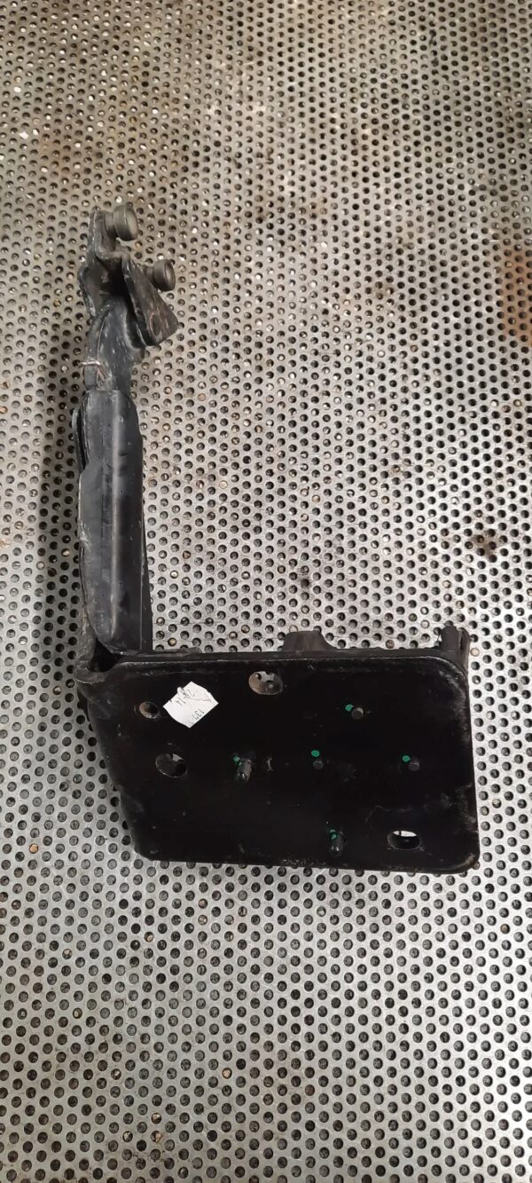 ab7a017eafa61663945951853585883f