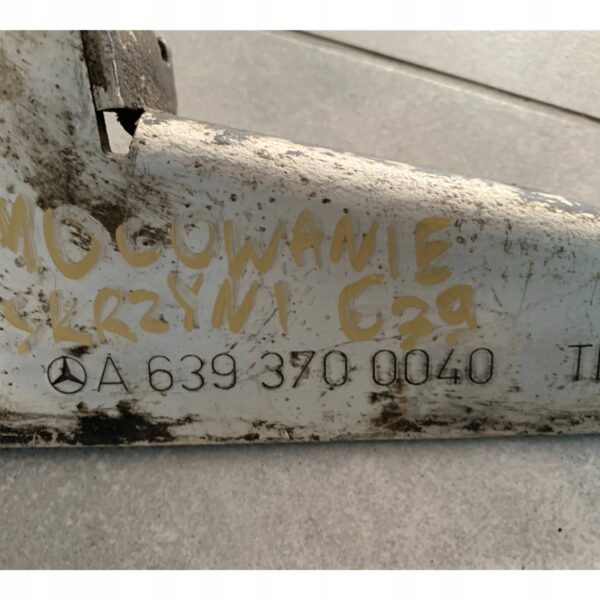 00c9fe652d9e158de0e6a18ecd942acb