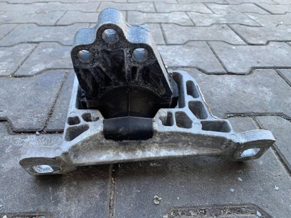 b5167a97169403fb6f60bb14d887cdb0