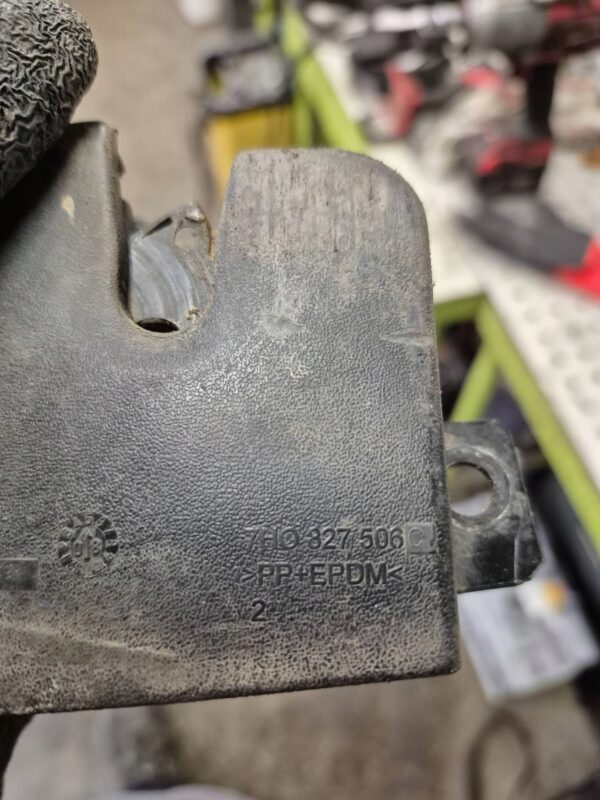 05b05db6ec44dc9a871250be68599495