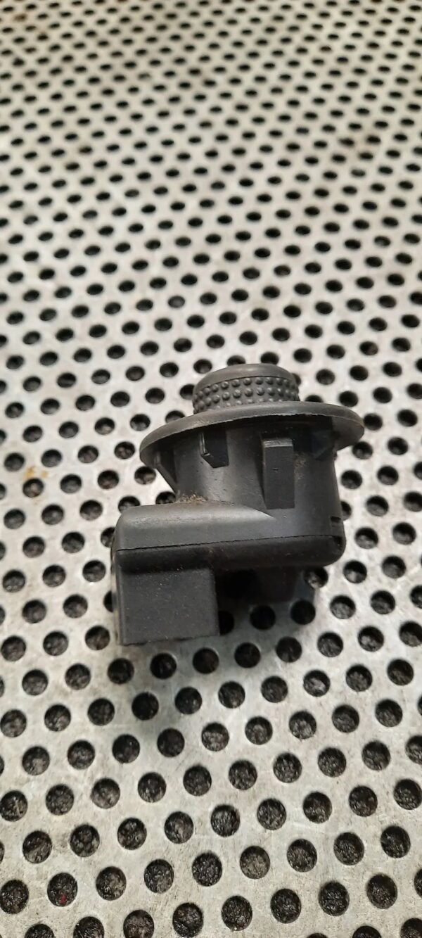 3ca01bd33bad16cfa6101a2a0c7c3f7f