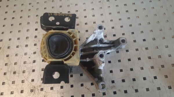 e4ef6d0dbbb30443713894b65560381c