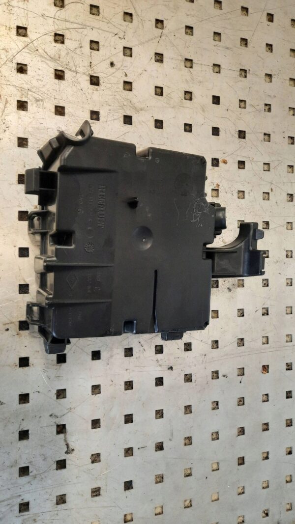 e680d275ddc929a6ab5264e972efce13