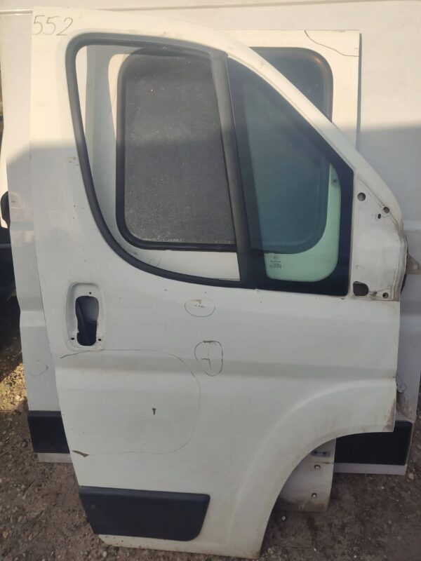 01888a0b88bb0d7087ef502b9c8ad306