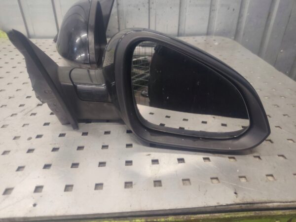 537add8f56e0a436737c3b70bb70e47a