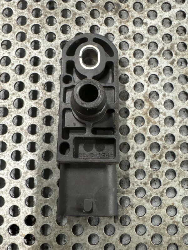 fd5a15ad708a4145ba8b3485e05d18a0