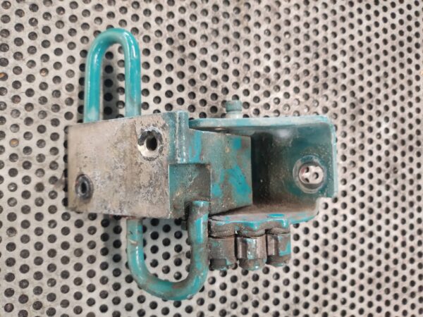 417d39d355aaa458f31a2d4a3bf94fff