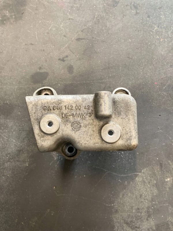 2c9a5b2bda2196663325a82e8fd4ad67