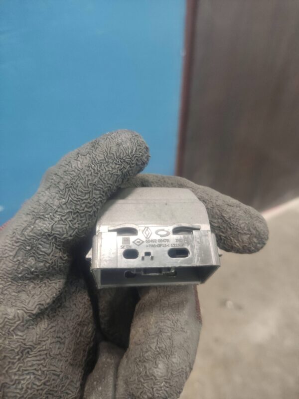 984e27c3de8c8cb09b7ca919f6e7662c