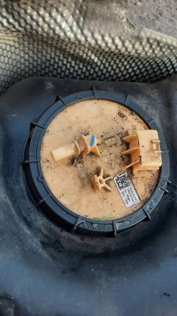 c2729e33a591bf39d30e179f9a3ee057